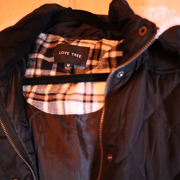 Love Tree Black Puffer Button Up Jacket With Removable Fuzzy Hood - Picture 3 of 3